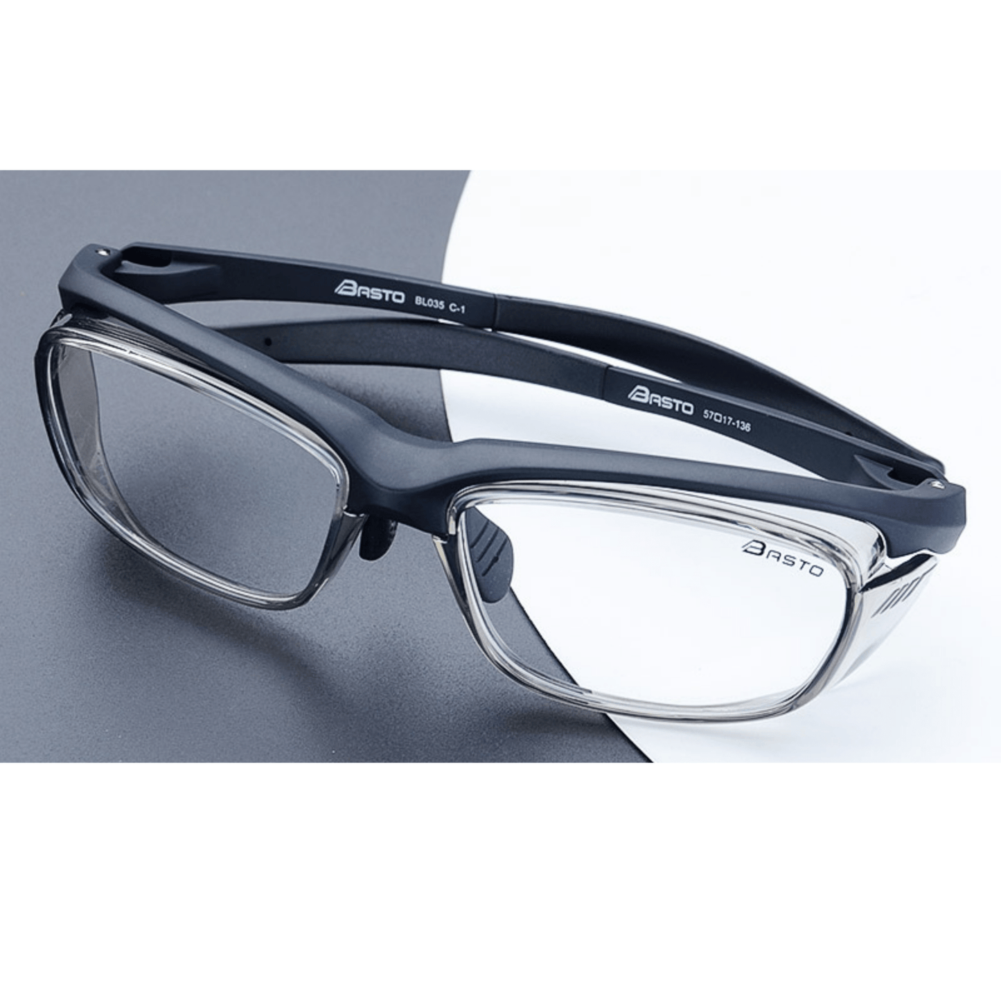 ME - GBG - 104 - MCROONS.COM