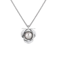 Stylish High Quality Fancy Jewelry 925 Sterling Silver Round Freshwater Pearl Rose Flower Pendant Necklace for Women