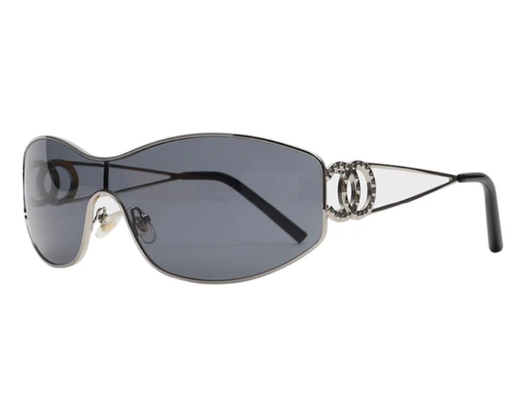 ME - YGG - 131 - MCROONS.COM