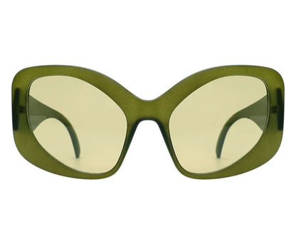 ME - YGG - 137 - MCROONS.COM