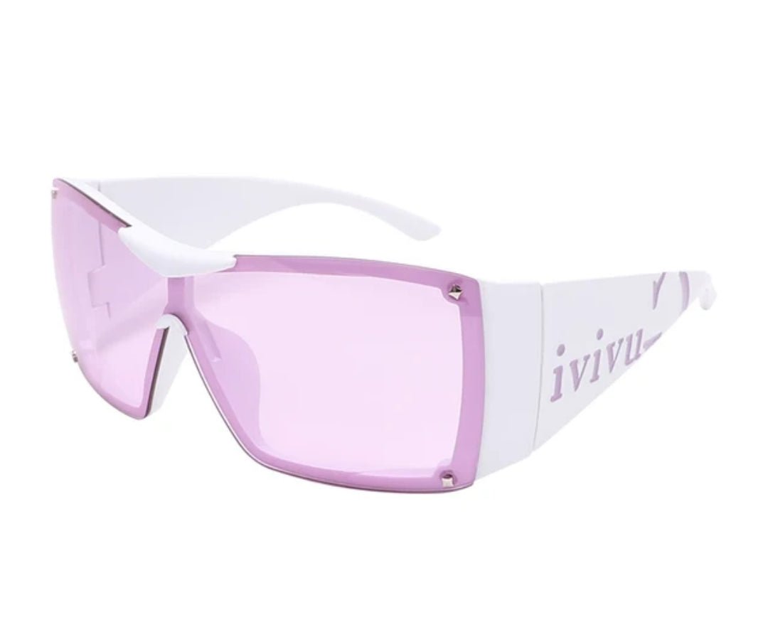 ME - YGG - 142 - MCROONS.COM