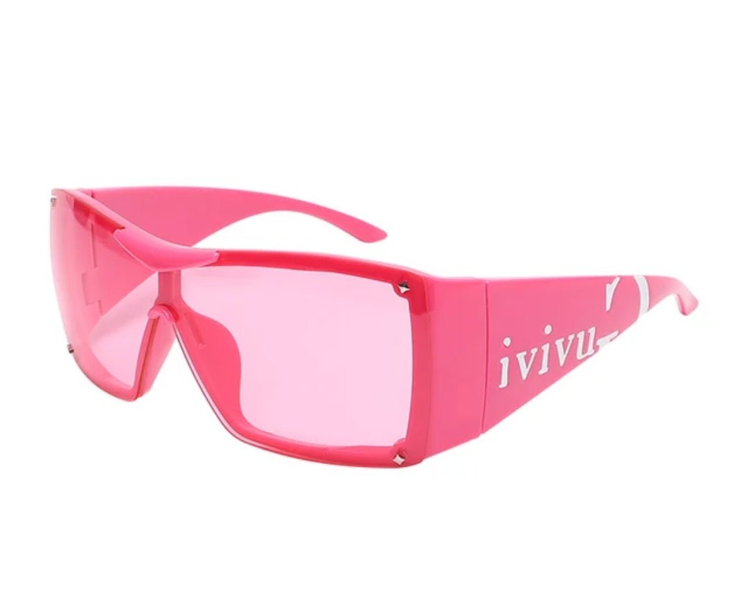 ME - YGG - 142 - MCROONS.COM