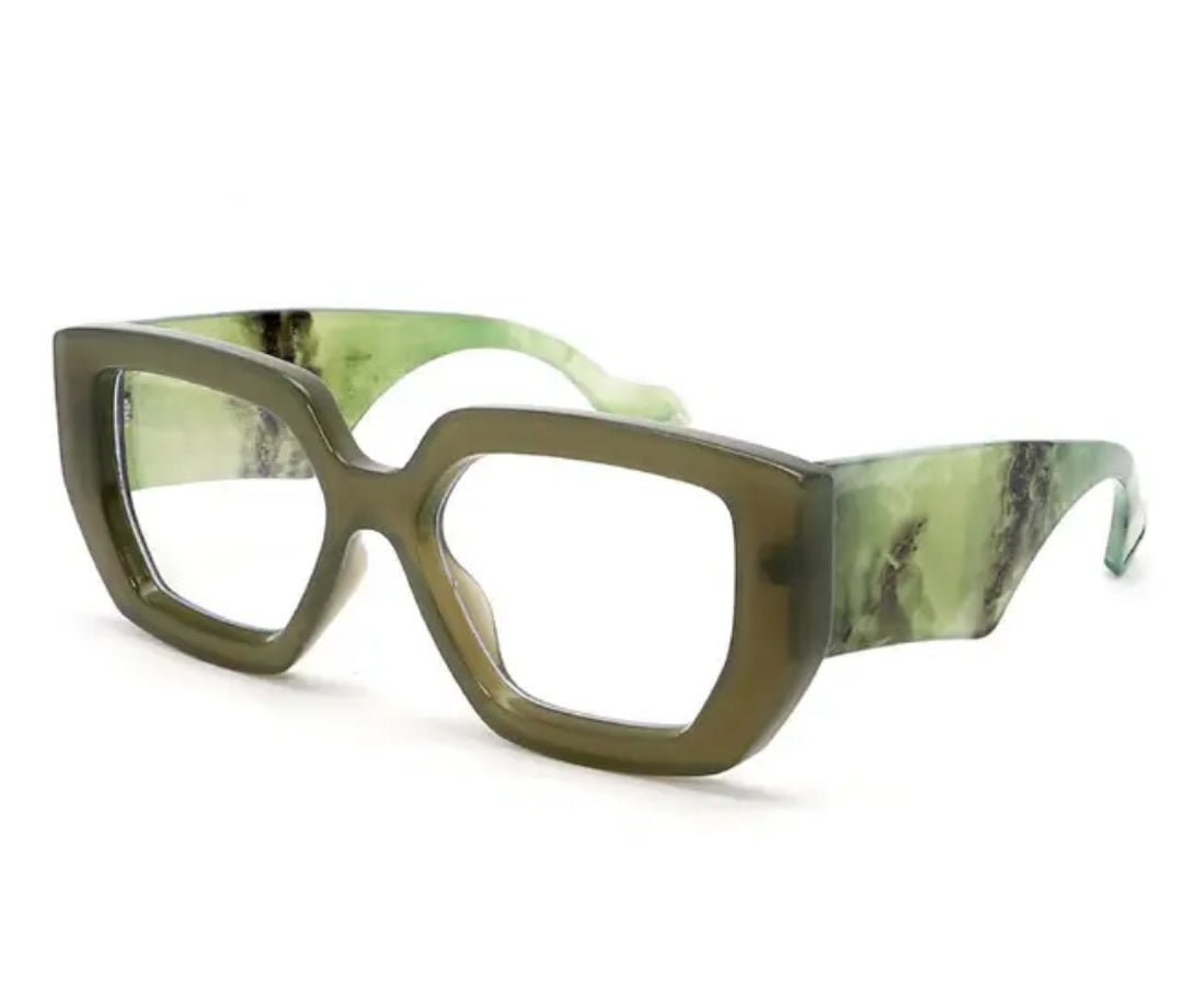 ME - YGG - 153 - MCROONS.COM